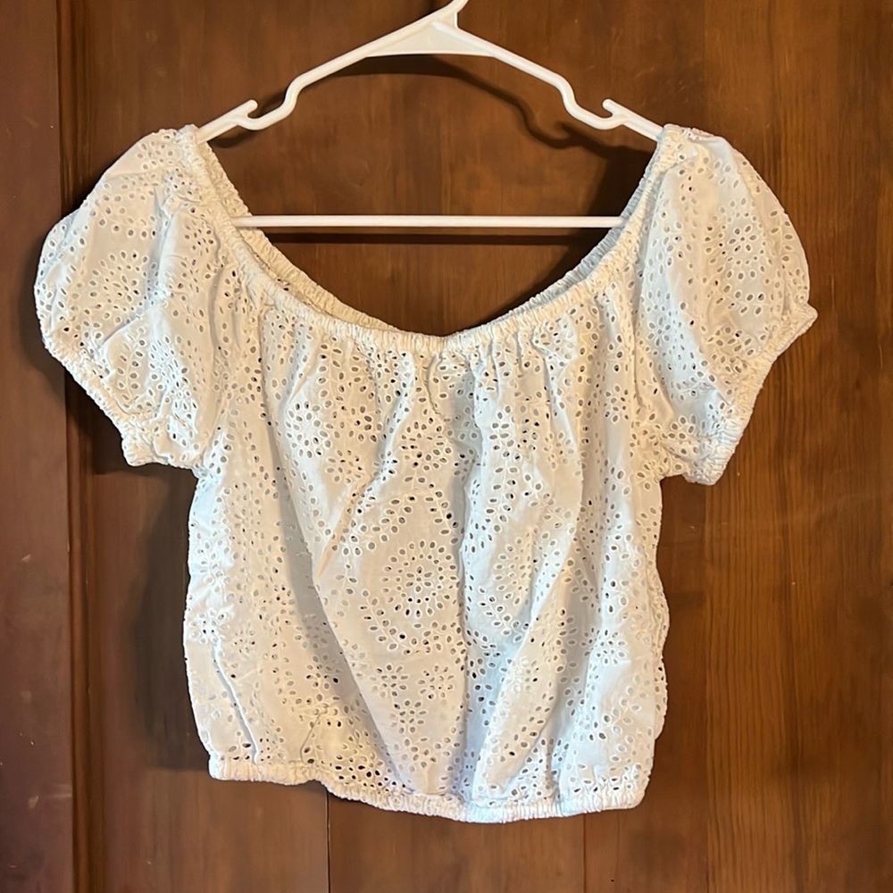 Medium Crop Bundle American Eagle Eyelet Crop & K… - image 3